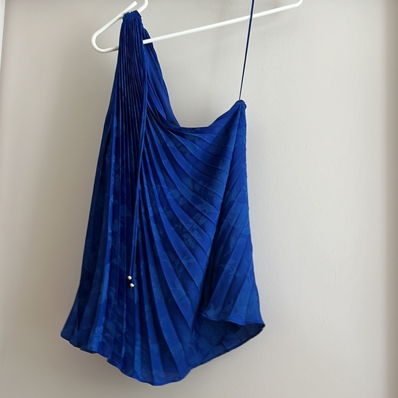 NWT Banana Republic Size Small Blue One Shoulder Top - Picture 15 of 17
